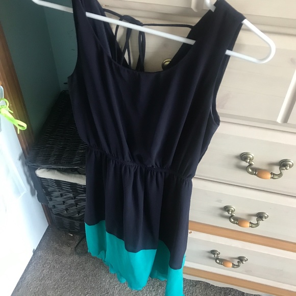 High-Low open back color-block dress - Picture 1 of 1